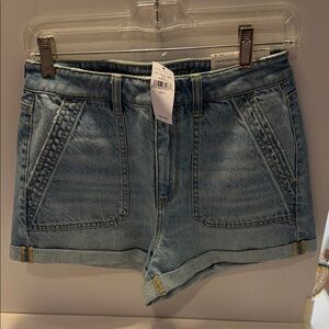 American Eagle Outfitters Comfort Stretch Jean Mom Shorts Sz 4.  NWT. Box35